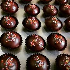 Itulah resep kue nastar nanas, keju, coklat, wafer dan hitam yang dapat kamu buat di rumah baik dengan oven dan mixer ataupun tidak. Nastar Coklat Isi Kacang Nastar Lumer Kue Kering Enak Kue Kering Murah Shopee Indonesia