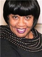 Karen Zeno's Instagram, Twitter & Facebook