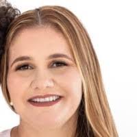 Diane Zarate's Instagram, Twitter & Facebook