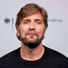 James Renzi's Instagram, Twitter & Facebook