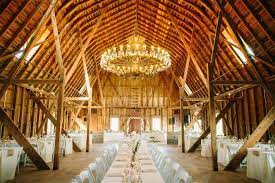 Amanda Dorran Cottonwood Barn Wedding Photography Michigan Wedding Venues Barn Wedding Photography Barn Wedding