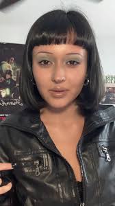 Cool-Toned Makeup Essentials for Radiant Looks