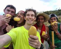 Download the perfect philippines people pictures. 11 Reasons Why You Ll Fall In Love With Filipino People
