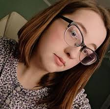 Are pet rats okay alone or in pairs?