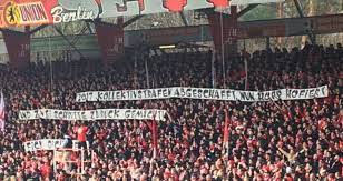 From stephen does not accept union berlin ultras by the disciples of spess. Another Bundesliga Game Halted Due To Offensive Banner Union Berlin Wolfsburg