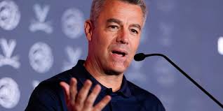 Former UWGB star and Virginia men's basketball coach Tony Bennett is  retiring effective immediately