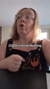 having a dissociative disorder is weird., #osdd #dissociativedisorder  #dissociation #identitycrisis