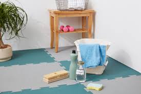 How to mop a rubber floor? How To Clean Rubber Floor Tiles