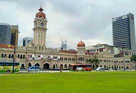It is situated in front of the sultan abdul samad building. Tour Guide Ms Jane Rai Explains In Detail Picture Of Free Dataran Merdeka Heritage Guided Tour Kuala Lumpur Tripadvisor