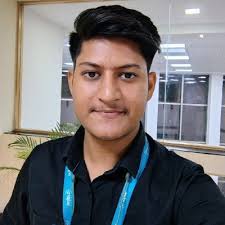 Hey everyone, I'm delighted to announce that I've #graduated from Dr.