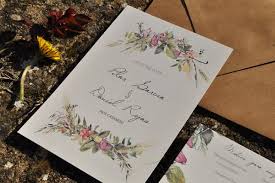 .invitaciones de boda y elige el diseño que más se adapte a tu temática y utilízalo como carta de presentación de tu boda gracias a nuestros en invitaciones diferentes estaremos encantados de ayudaros a elegir la invitación de boda original que mejor se adapte a vuestra boda, para que. Invitaciones De Boda