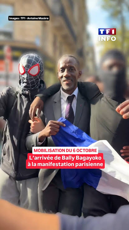 🔴 Le maire LFI de Saint-Denis, Bally Bagayoko, rejoint les manifestants à Paris, escorté par des jeunes | TF1 INFO | Facebook
