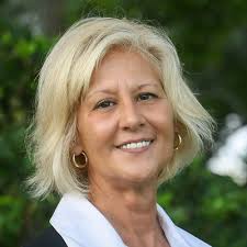 Alison Sylvester (@ames7701)