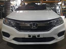 Three bars open up at the center to form the grille, while the headlights continue a line that. Spare Parts Honda City Bakemotor Org