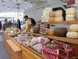 Marche De Forcalquier Provence Provence Haute Provence Maison Provencale