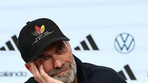 Fußball-Nationalmannschaft - Auch ohne Bier: Fünf Gründe für Klopp, happy zu sein - Bayern - SZ.de — SZ.de