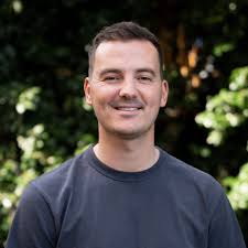 Tom Crees's Instagram, Twitter & Facebook