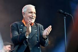Photo Après la polémique la chanson de Bernard Lavilliers sera bien ...