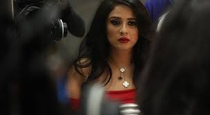 وشهدت الفترة الماضية احتفال عدد من النجوم بتخرج أبنائهم من المدرسة والجامعة، وعلى رأسهم الفنانة ياسمين عبد العزيز التي نشرت عبر حسابها على انستجرام فيديو من حفل تخرج ابنتها من المدرسة. Dpnrh3hibnupqm