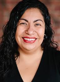 Caitlin Baines's Instagram, Twitter & Facebook