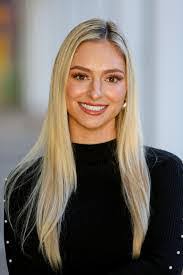 Lori Abreu's Instagram, Twitter & Facebook