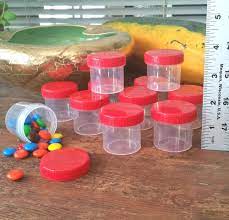 24 Plastic Jars 1 Ounce Red Screw On Caps Lids Tops One Ounce 4305 Polypropylene Home Garden Greeting Cards Party Suppl Jar Gifts Gift Baskets Ebay Gift