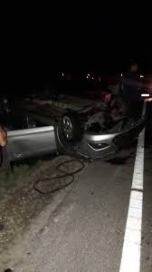 Se pare că un șofer nu a adaptat viteza la condițiile de drum, a pierdut controlul volanului și a lovitt alte două autoturisme parcate. Accident Vart Stiri Locale De Ultima Ora Stiri Video Stiri Gorjeanul Ro