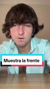 Tito Enseña La Frente