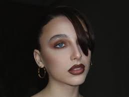 Dark Rose's Instagram, Twitter & Facebook