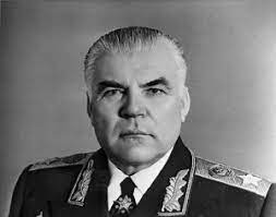 23 ноября os 11 ноября 1898 г. Rodion Malinovskij 22 Noyabrya 1898 31 Marta 1967 Sovetskij Voenachalnik I Gosudarstvennyj Deyatel Marshal I Geroj Sovetskogo Soyuza