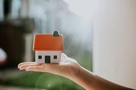 Mon Proche Part En Maison De Retraite Que Faire De Sa Maison Aidons Les Notres
