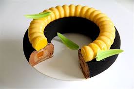 Entremets Mangue Chocolat Patisserie Traditionnelle Gateaux Et Desserts Desserts Fantaisie Coulis De Mangue