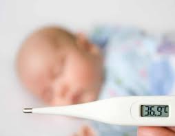 Korpertemperatur Beim Baby Ab Wann Ist Es Fieber Dein Magazin Fur Schwangerschaft Baby Familie