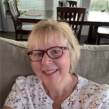 Kelly Dishman's Instagram, Twitter & Facebook