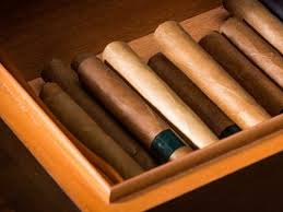 Do You Need To Rotate Cigars In A Humidor? | Holt'S Clubhouse