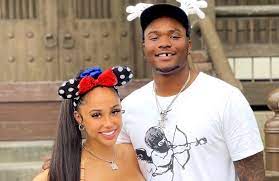 Jul 15, 2021 · the wife of dwayne haskins faces a domestic violence charge stemming from an alleged assault involving the pittsburgh steelers quarterback that occurred in a las vegas hotel room earlier this month. Ierewitdvp4cwm
