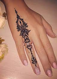40 Cool Tattoo Ideas For Girls Who Want To Get Inked Cool Tattoos Creative Tatt Tattoo Ta Henna Tattoo Designs Simple Simple Henna Tattoo Small Henna Designs