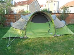 Tente 4 2 Base Seconds Quechua 4 Personnes Camping Et Randonnee Location De Tente Camping