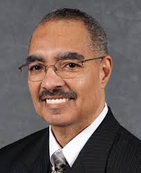 Dennis Daye's Instagram, Twitter & Facebook