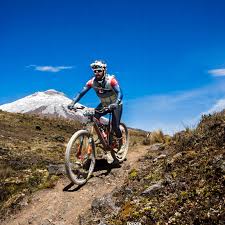 Lenin Chavez Saavedra (@leninchavez) • Instagram photos and videos