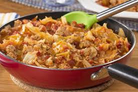 Even though this recipe calls for ground chicken, i always use turkey instead and it makes a great substitute. 15 Easy Ground Turkey Recipes Chili Burgers Meatloaf And More Everydaydiabeticrecipes Com