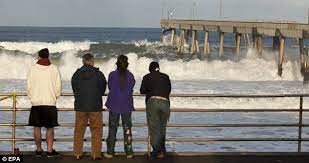 A tsunami may be less than a foot. Japan Tsunami Wreaks Millions Of Dollars Damage On Californian Harbours Us West Coast Daily Mail Online