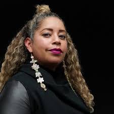 Noelle Ferguson's Instagram, Twitter & Facebook