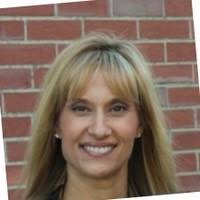 Maria Scarpa's Instagram, Twitter & Facebook