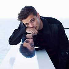John martin)martin garrix, john martin • higher ground (feat. Martin Garrix David Guetta Feat Jamie Scott Romy Dya So Far Away Cliq Remix Skachat Pesnyu Besplatno I Slushat Onlajn