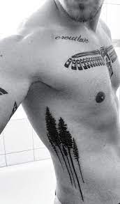 In this story, we have provided suggestions on rib cage tattoos for men. 27 Cool Rib Cage Tattoos Ideas For Men Muthis Dovmeler Dovme Sanati Dovme Fikirleri