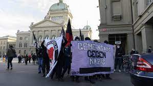 Um 21:00 war es dann endlich soweit: Coronavirus Nach Unbewilligten Demos Berner Stadtrat Ruft Zur Einhaltung Der Massnahmen Auf