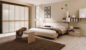 Sade ve kullanışlı bir renk olduğu için birçok. Yeni Moda Kum Beji Duvar Boyasi Rengi Ile Yatak Odasi Dekorasyonu Fikirleri Moda Boya Renkleri