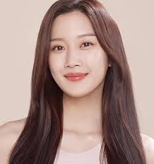 𝐌𝐎𝐎𝐍 𝐆𝐀-𝐘𝐎𝐔𝐍𝐆 (문가영)