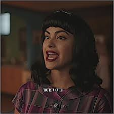 Veronica Shipp's Instagram, Twitter & Facebook